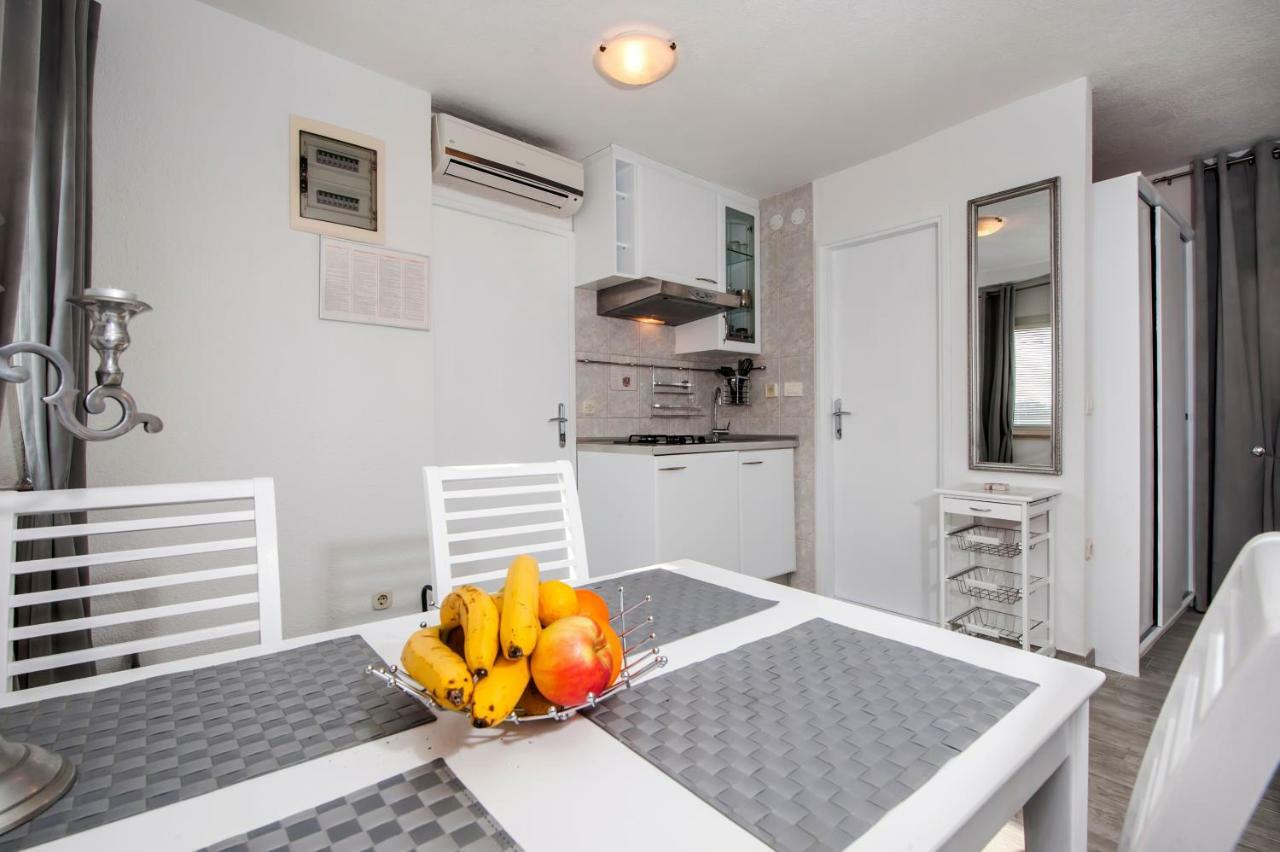 Studio Apartment Sunce Rovinj Exterior photo